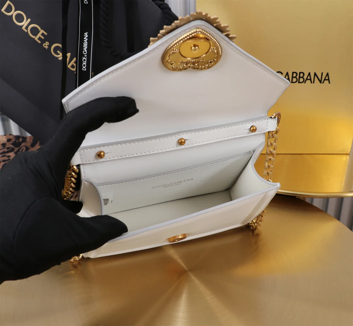 DOLCE & GABBANA Shoulder Bags Top-grain Leather White-Gold 19X4.5X13CM D5010067229 - Image 5