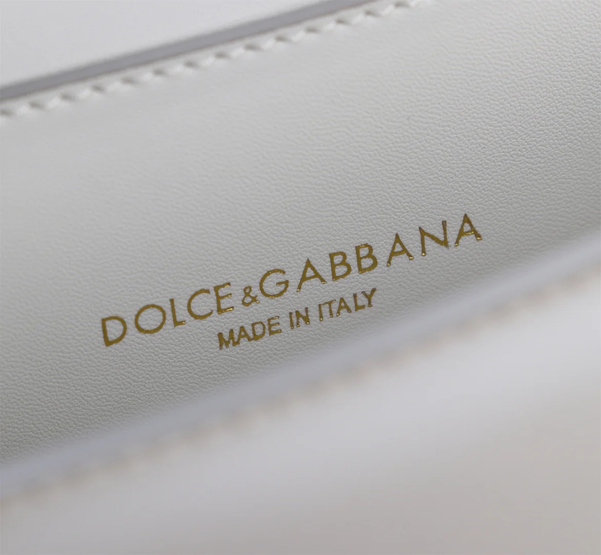 DOLCE & GABBANA Shoulder Bags Top-grain Leather White-Gold 19X4.5X13CM D5010067229 - Image 9