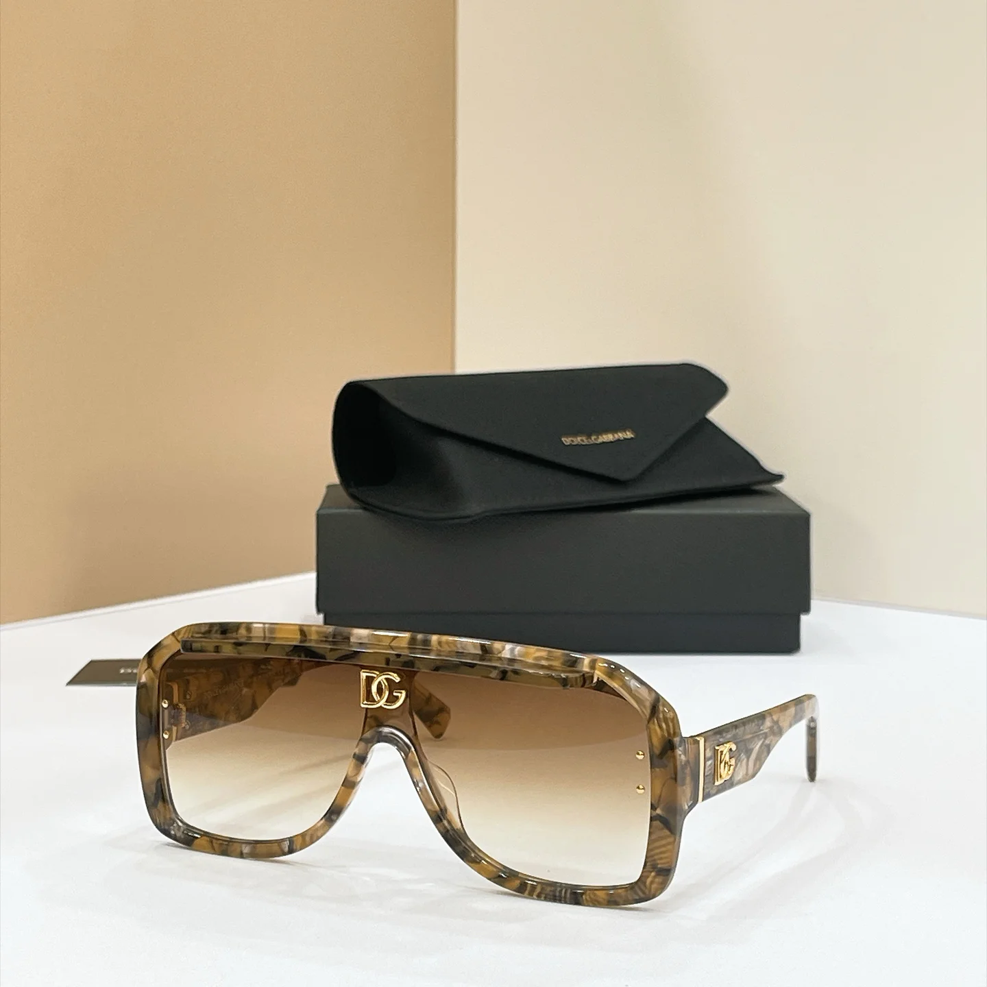 DOLCE & GABBANA Sunglasses A3510072707 - Image 3