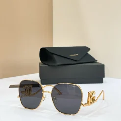 Alternative view of DOLCE & GABBANA Sunglasses A3510072924