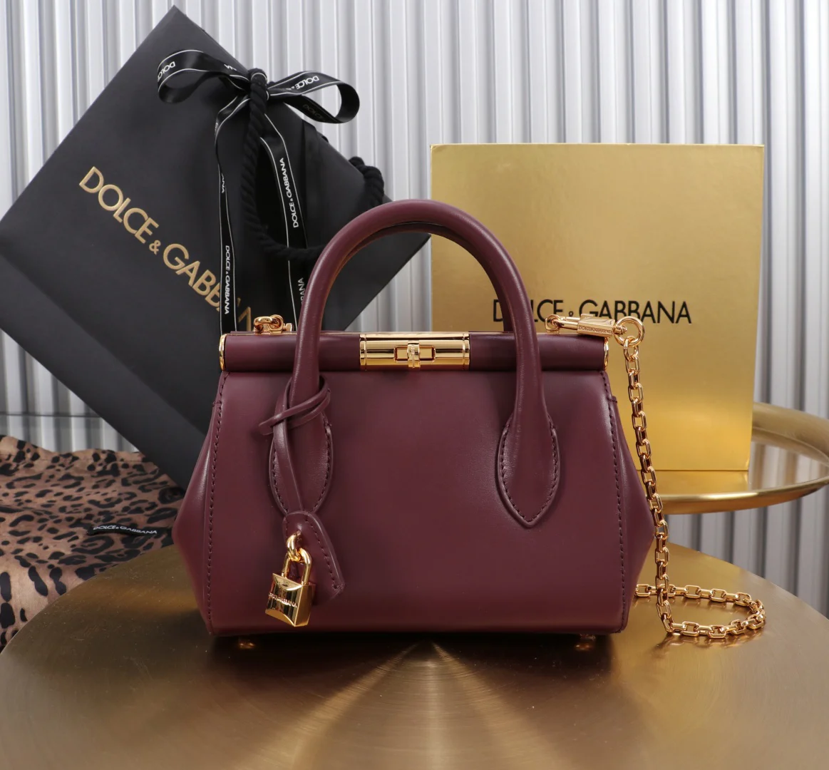 DOLCE & GABBANA Top Handle Bags Burgundy-Gold 19X13.5X7CM A19010066137
