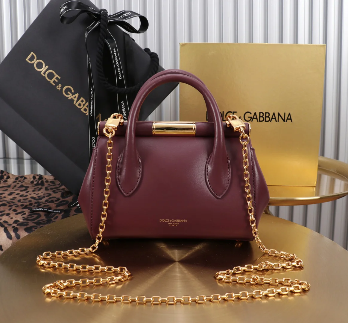 DOLCE & GABBANA Top Handle Bags Burgundy-Gold 19X13.5X7CM A19010066137 - Image 3