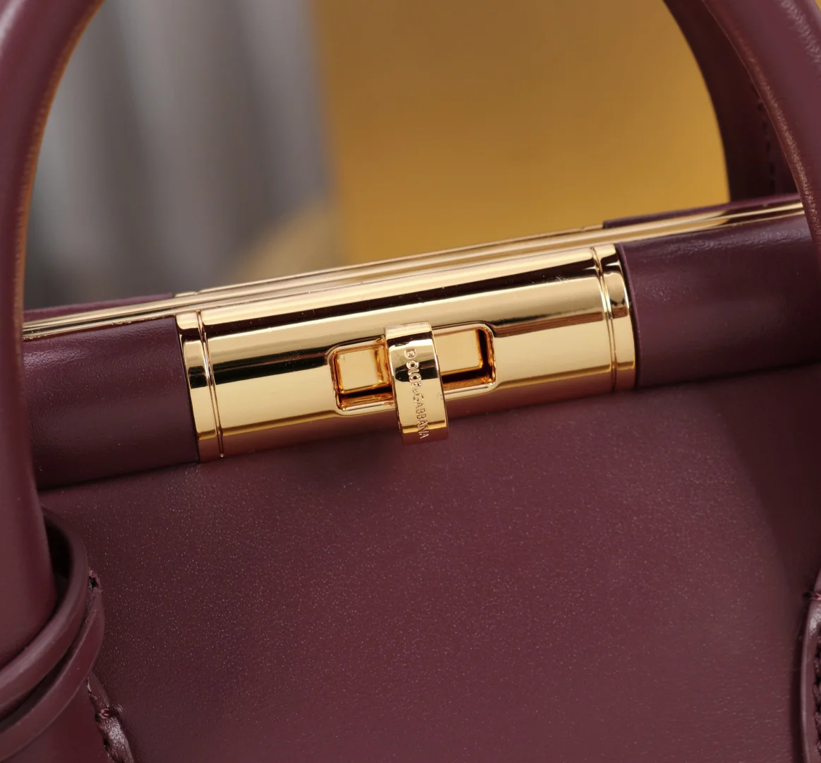 DOLCE & GABBANA Top Handle Bags Burgundy-Gold 19X13.5X7CM A19010066137 - Image 6