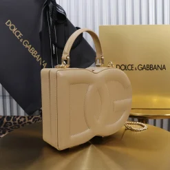Alternative view of DOLCE & GABBANA Top Handle Bags Calf Leather Beige-Gold 20X15X6.5CM A22010067281
