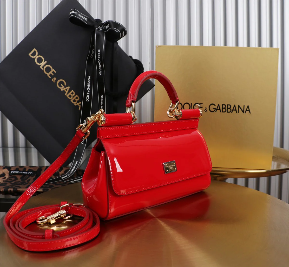 DOLCE & GABBANA Top Handle Bags Calfskin Leather Red-Gold 11X18X6CM G0010066090 - Image 2
