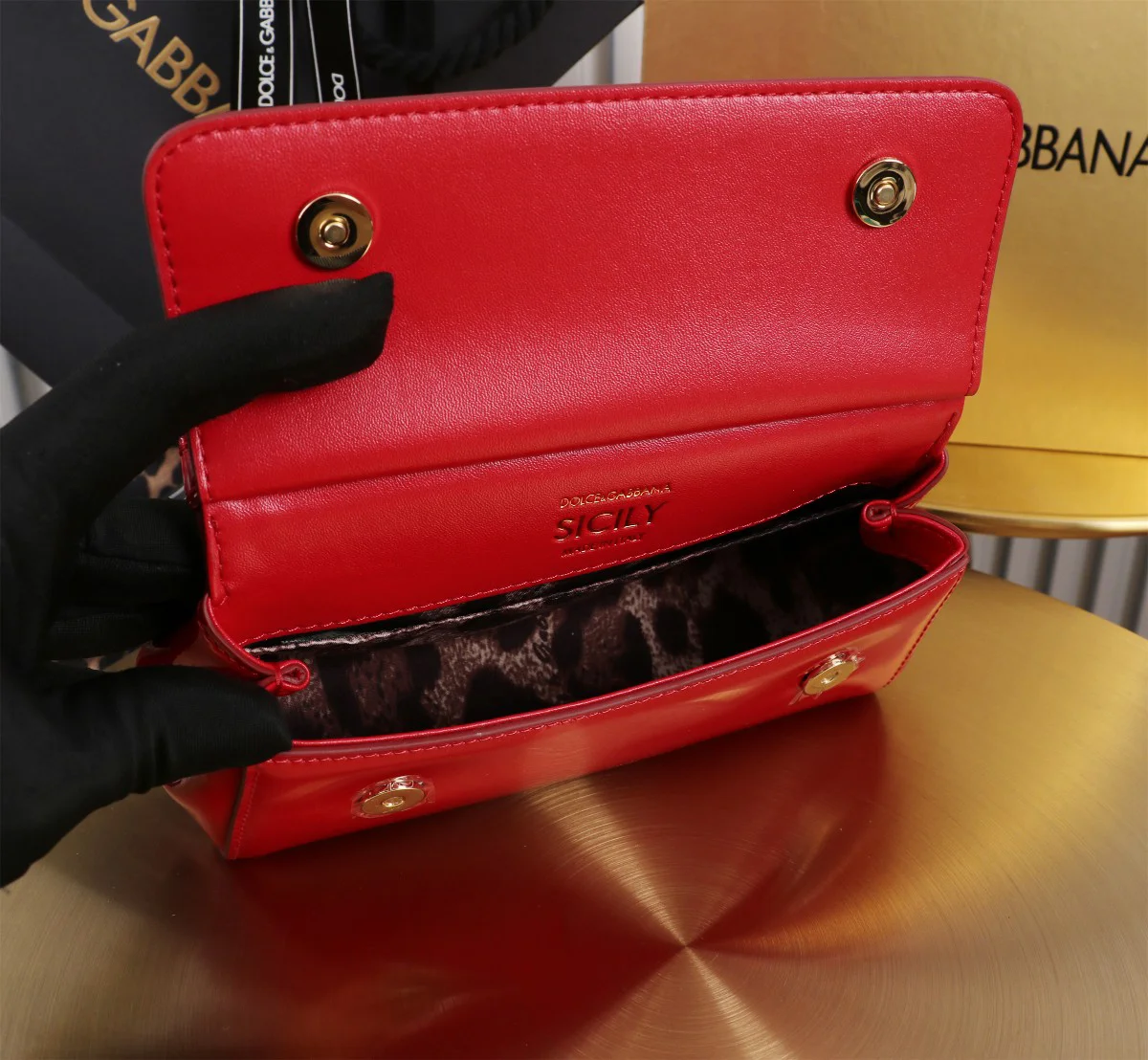 DOLCE & GABBANA Top Handle Bags Calfskin Leather Red-Gold 11X18X6CM G0010066090 - Image 5