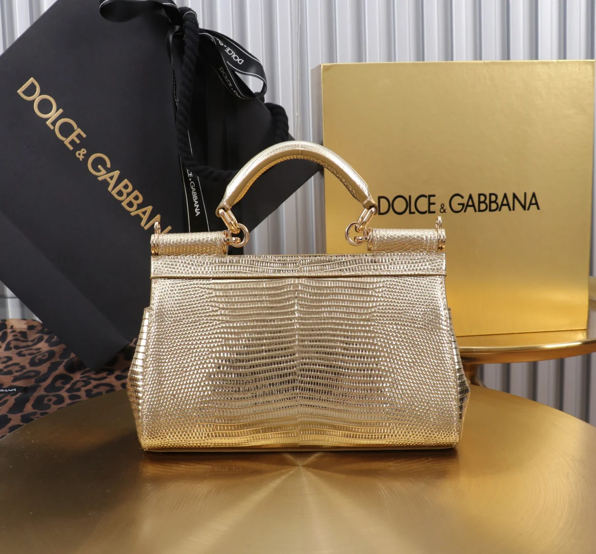 DOLCE & GABBANA Top Handle Bags Gold 18X11X6CM G5010067202 - Image 3