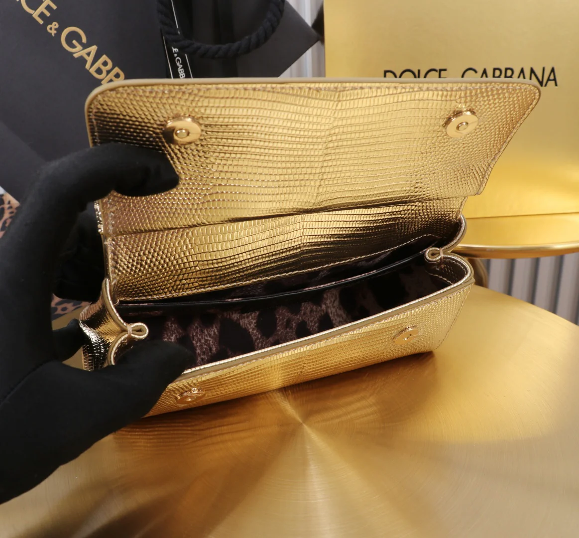 DOLCE & GABBANA Top Handle Bags Gold 18X11X6CM G5010067202 - Image 5