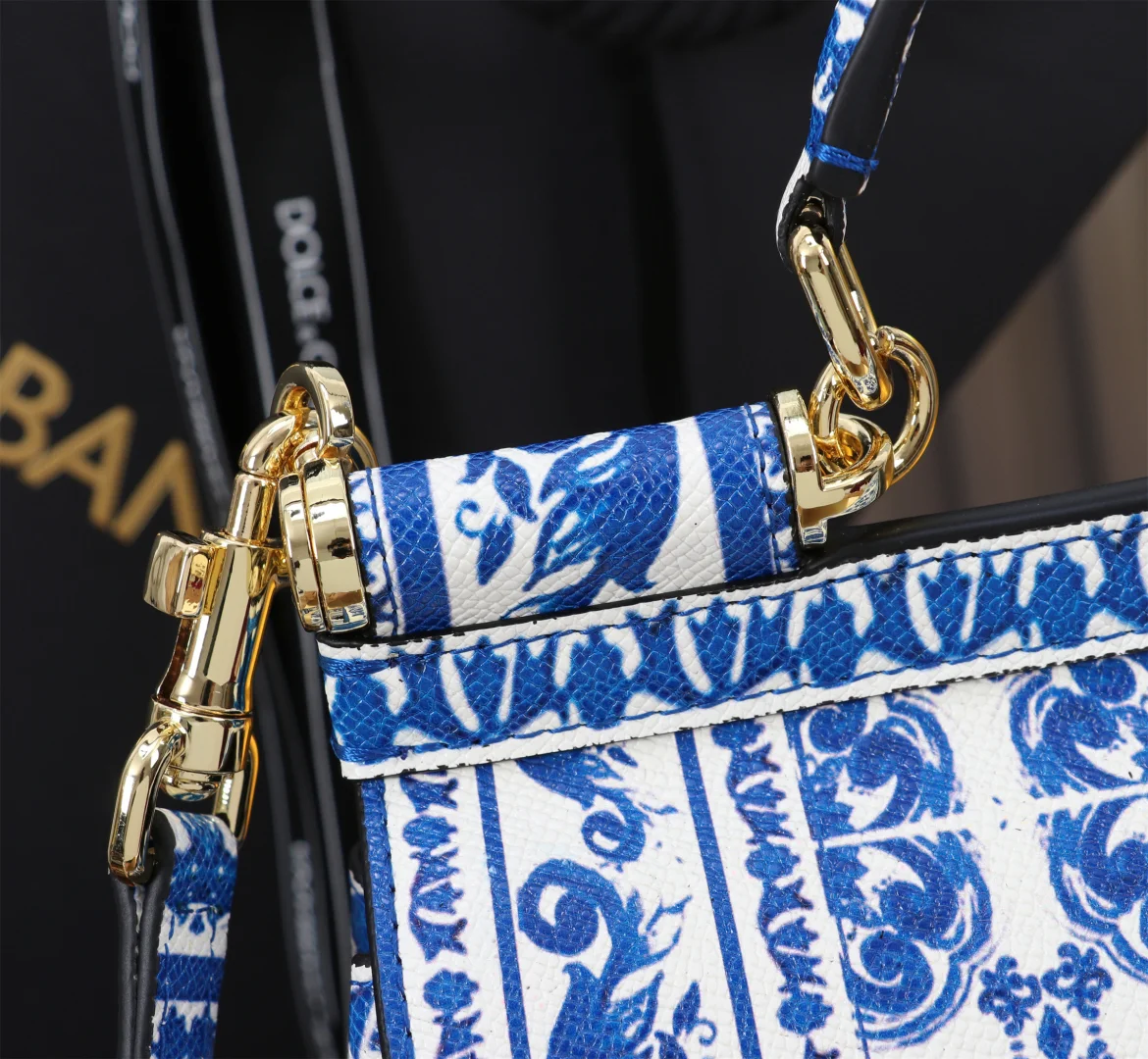 DOLCE & GABBANA Top Handle Bags White-Blue 25X12X20CM D0010066285 - Image 6