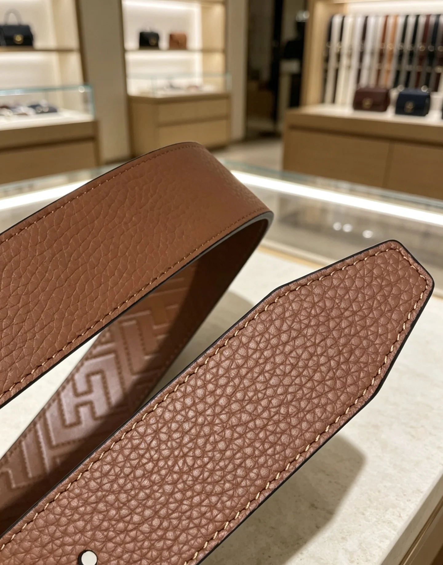 FENDI Belts Brown-Gold 35mm Width A8010050329 - Image 8
