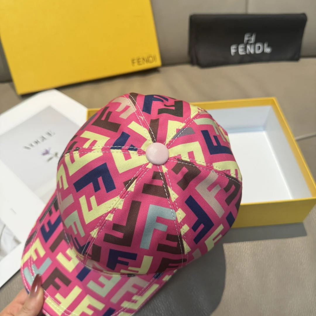 FENDI Caps Pink-Yellow-Blue-Brown F010070231 - Image 6