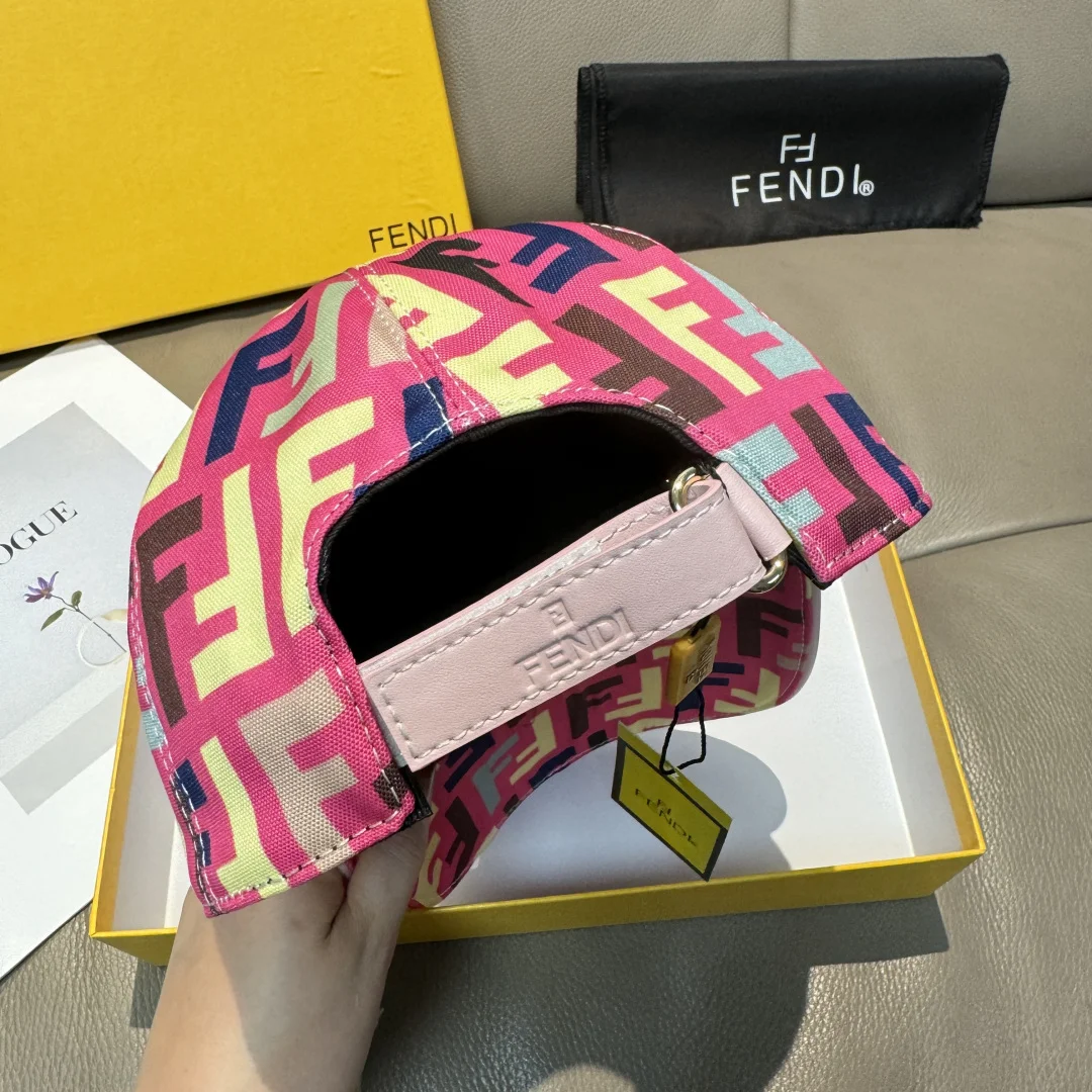 FENDI Caps Pink-Yellow-Blue-Brown F010070231 - Image 8