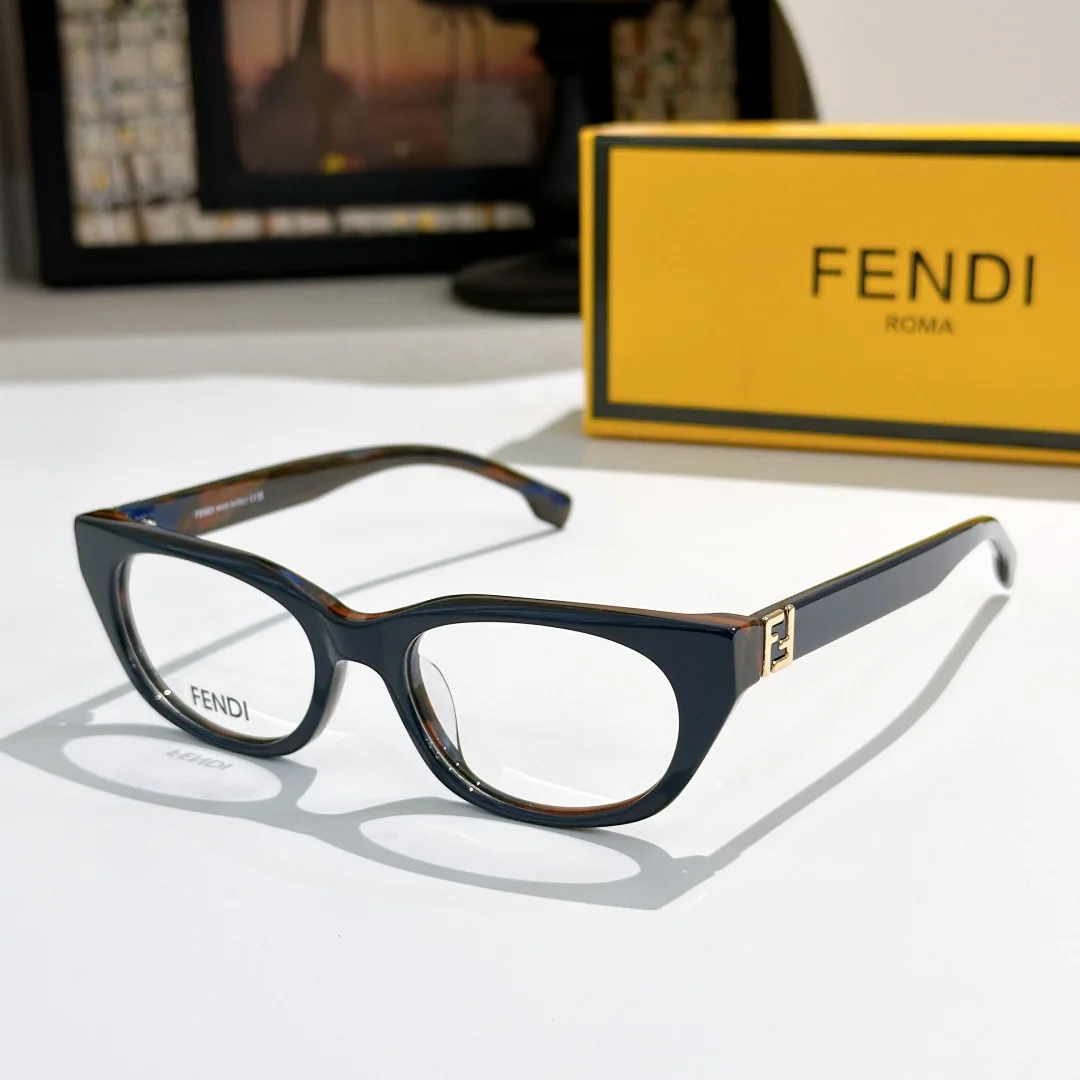 FENDI Glasses I010071602