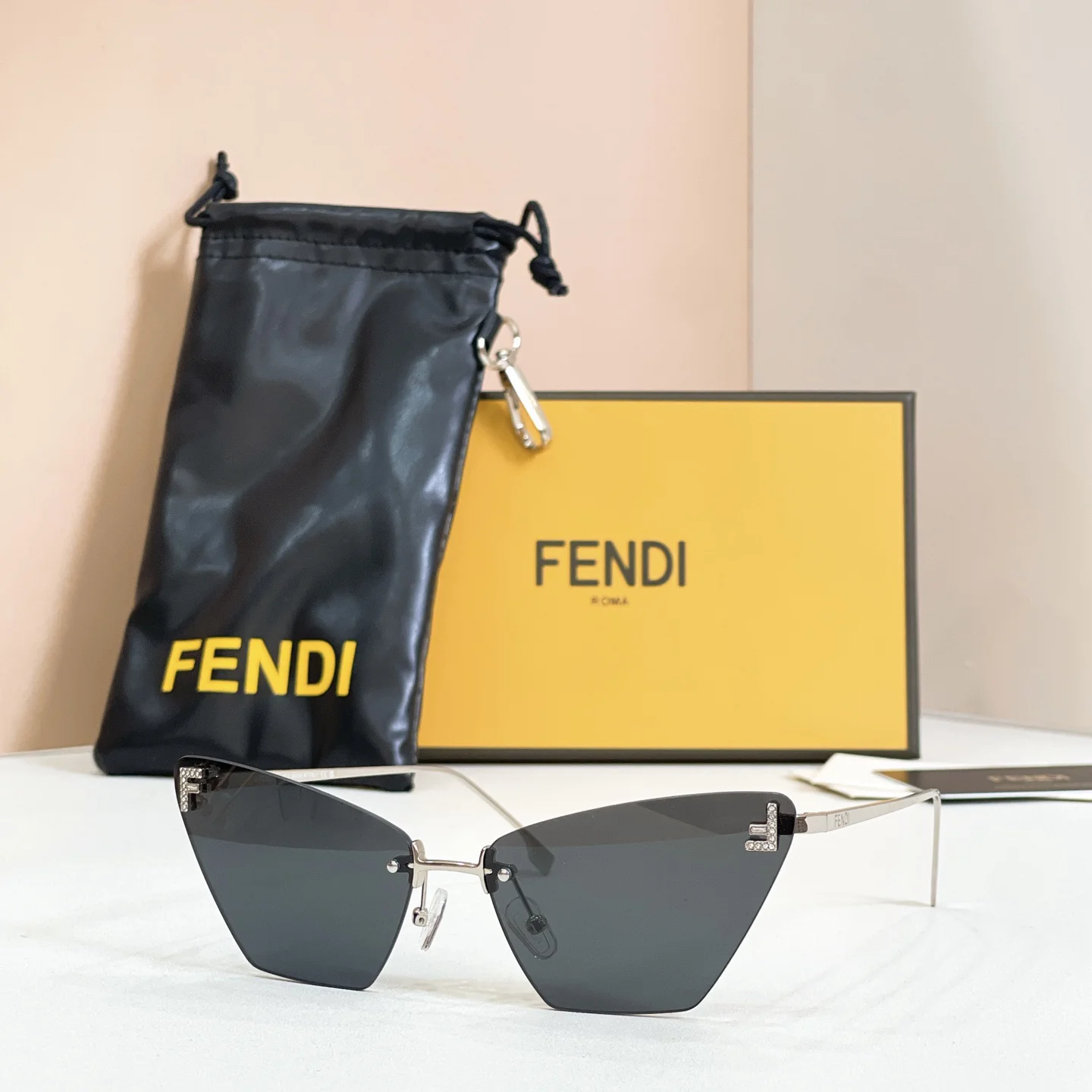 FENDI Sunglasses A3510071034 - Image 7