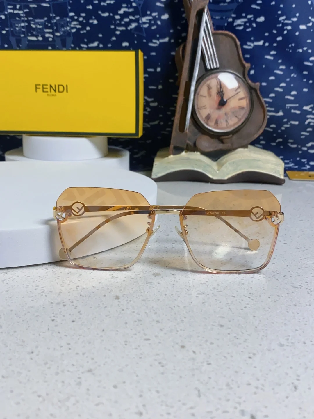FENDI Sunglasses H010072858 - Image 10