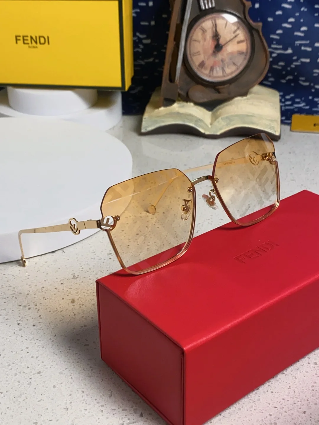 FENDI Sunglasses H010072858 - Image 11