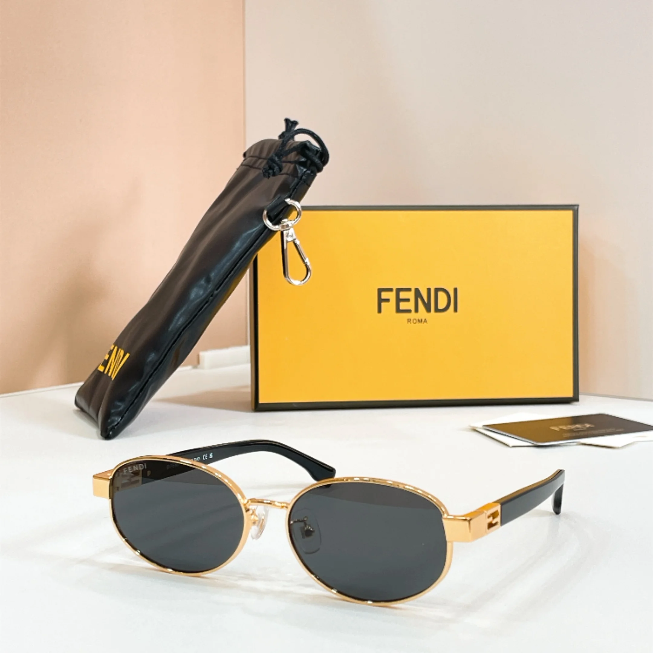 FENDI Sunglasses I510070503 - Image 2