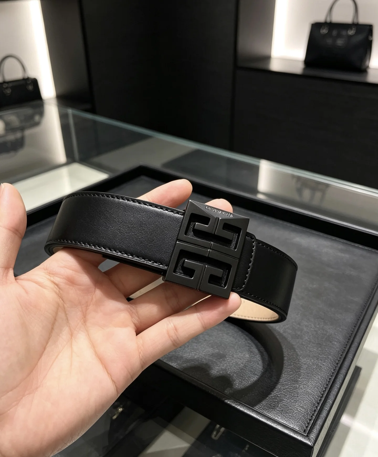 GUCCI Belts Black-Silver 30mm Width A8010050146 - Image 4