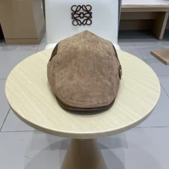 Alternative view of GUCCI Caps Brown-Gold F010070440