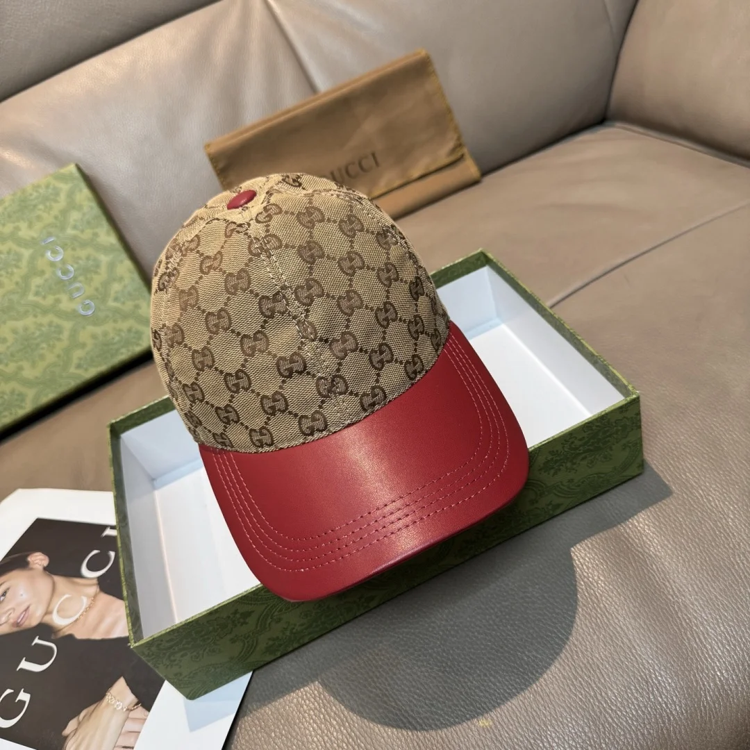 GUCCI Caps Brown-Red F510071629