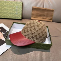 Alternative view of GUCCI Caps Brown-Red F510071629