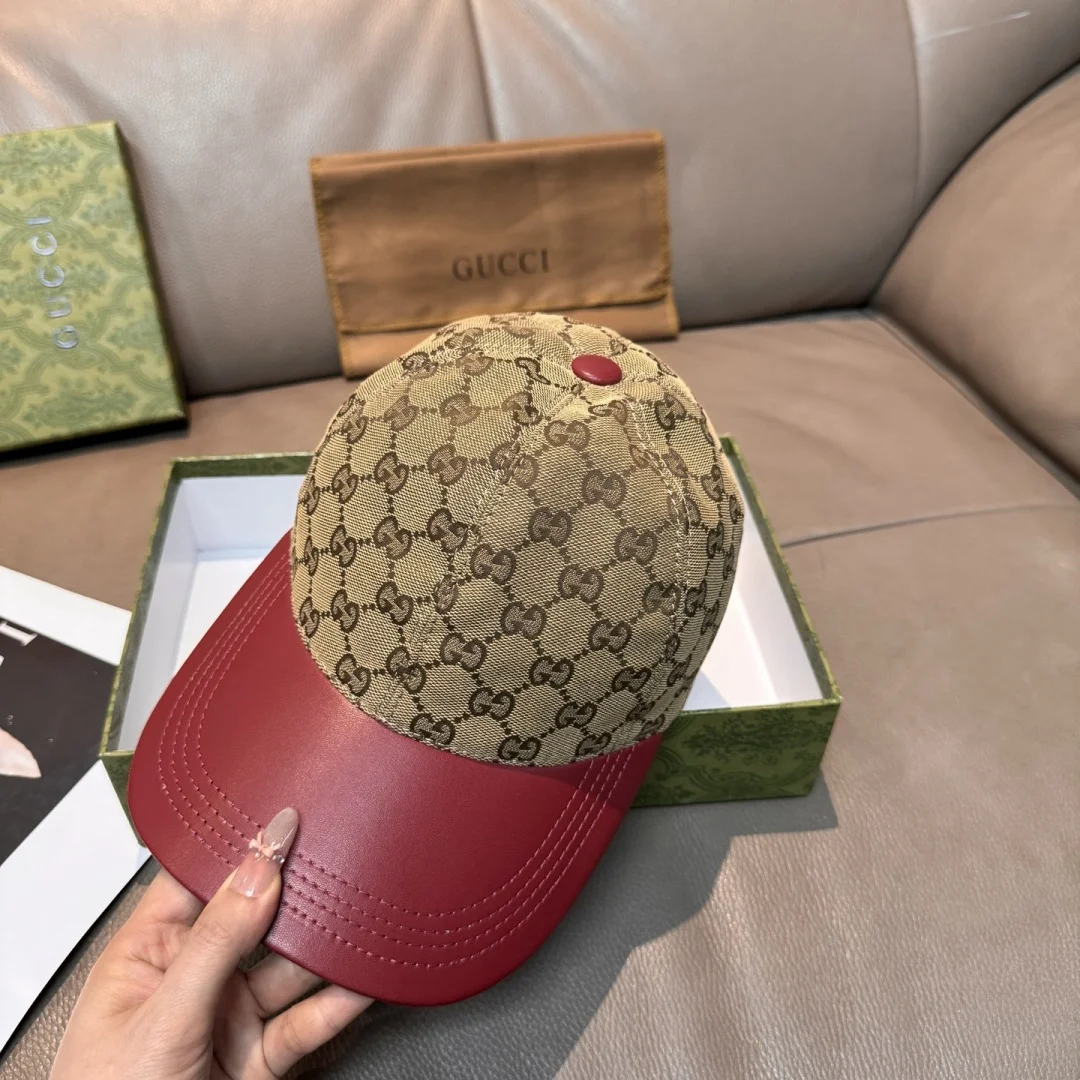 GUCCI Caps Brown-Red F510071629 - Image 4