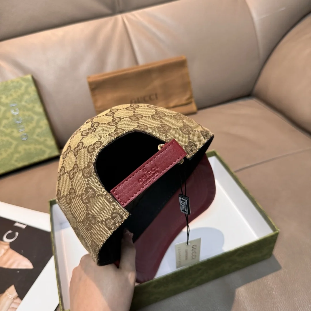 GUCCI Caps Brown-Red F510071629 - Image 8