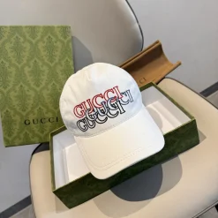 GUCCI Caps Cotton White-Red-Blue-Black F510070984