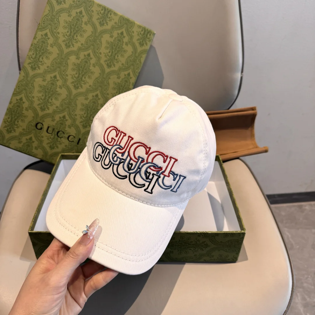 GUCCI Caps Cotton White-Red-Blue-Black F510070984 - Image 4