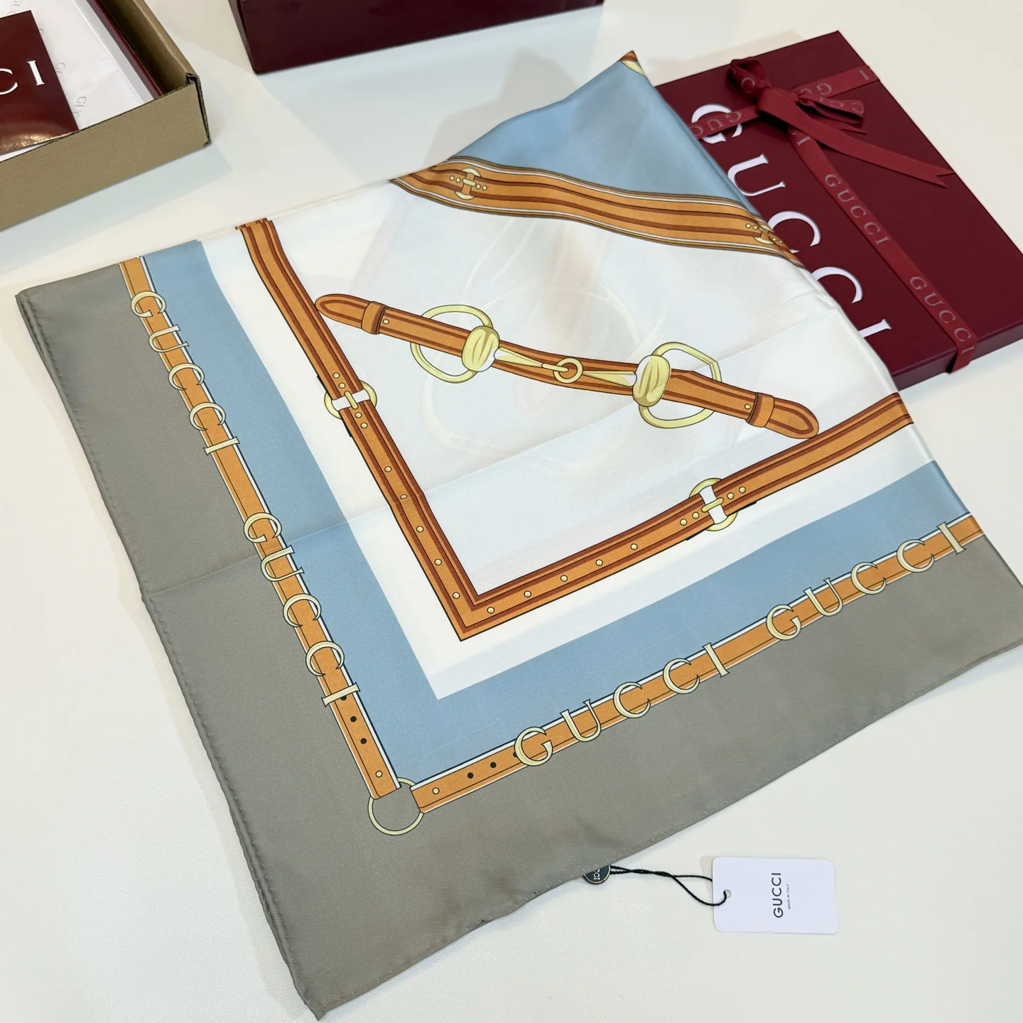 GUCCI Scarves Gray-Brown-Gold A1510073038 - Image 4