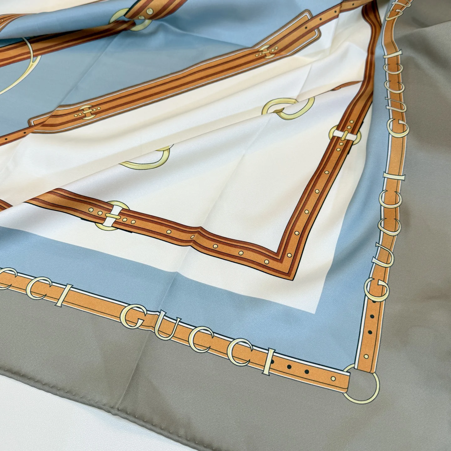 GUCCI Scarves Gray-Brown-Gold A1510073038 - Image 7