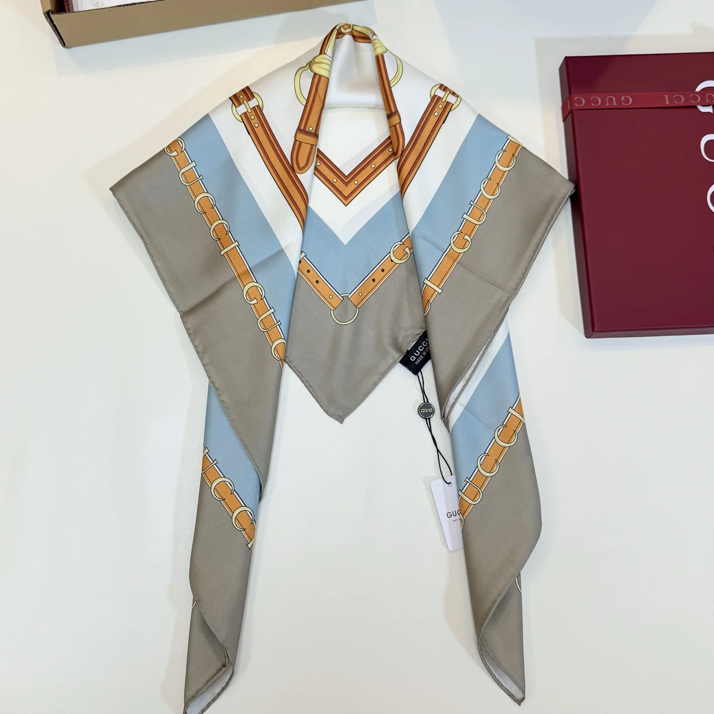 GUCCI Scarves Gray-Brown-Gold A1510073038 - Image 8