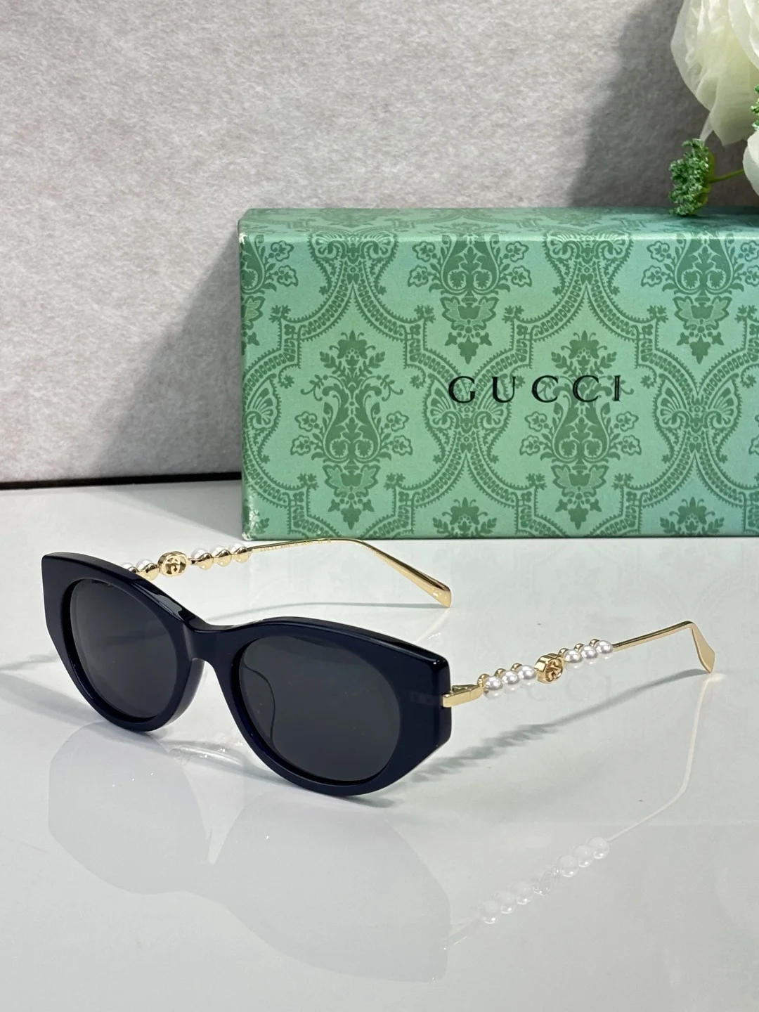 GUCCI Sunglasses A1510072257 - Image 4