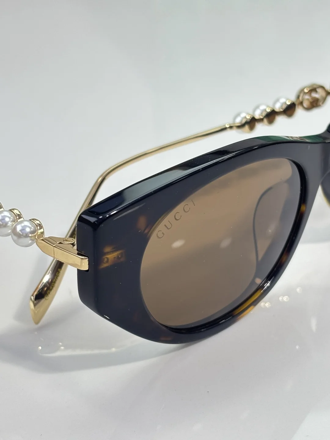 GUCCI Sunglasses A1510072257 - Image 8