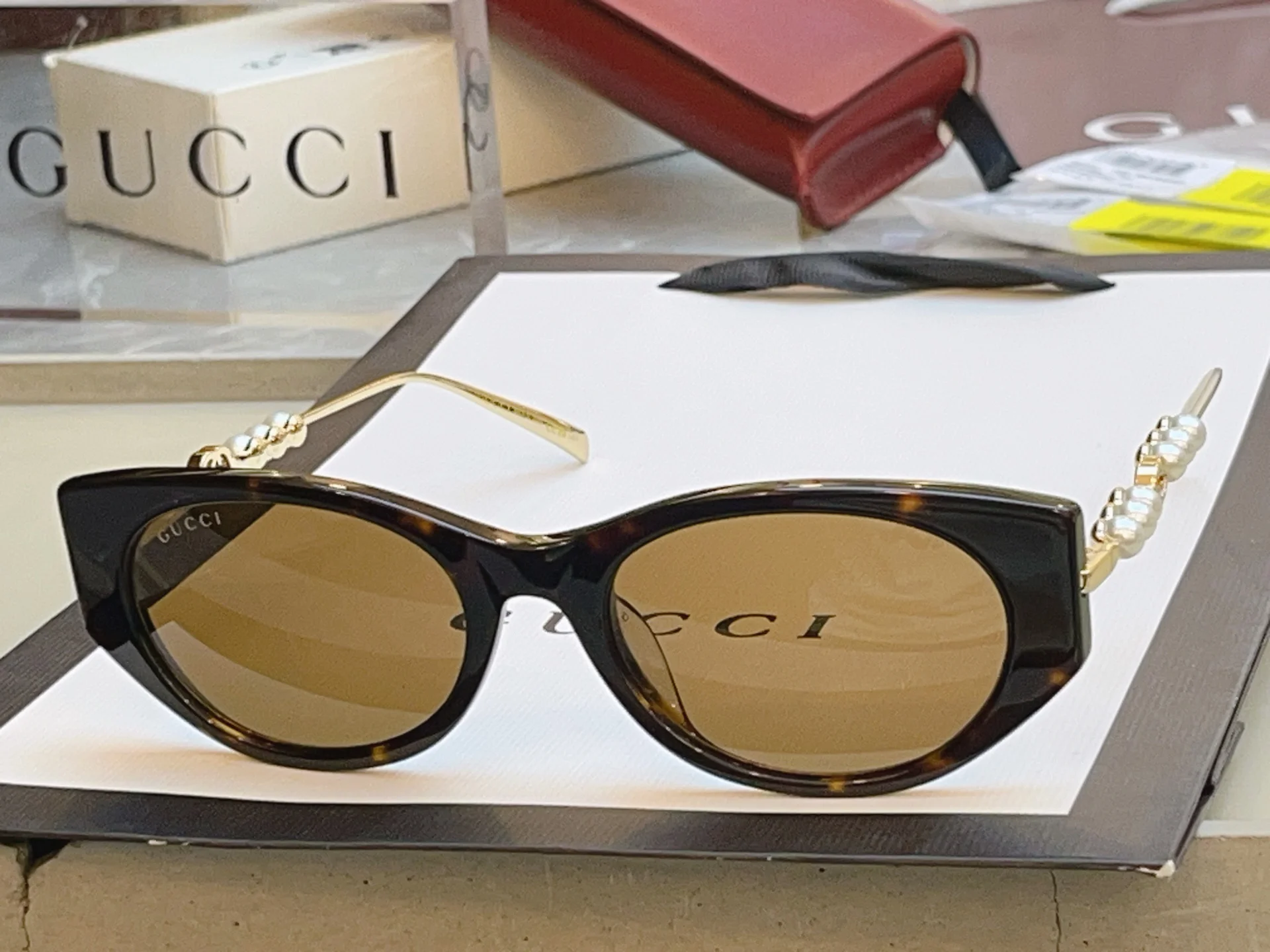 GUCCI Sunglasses A2510070600