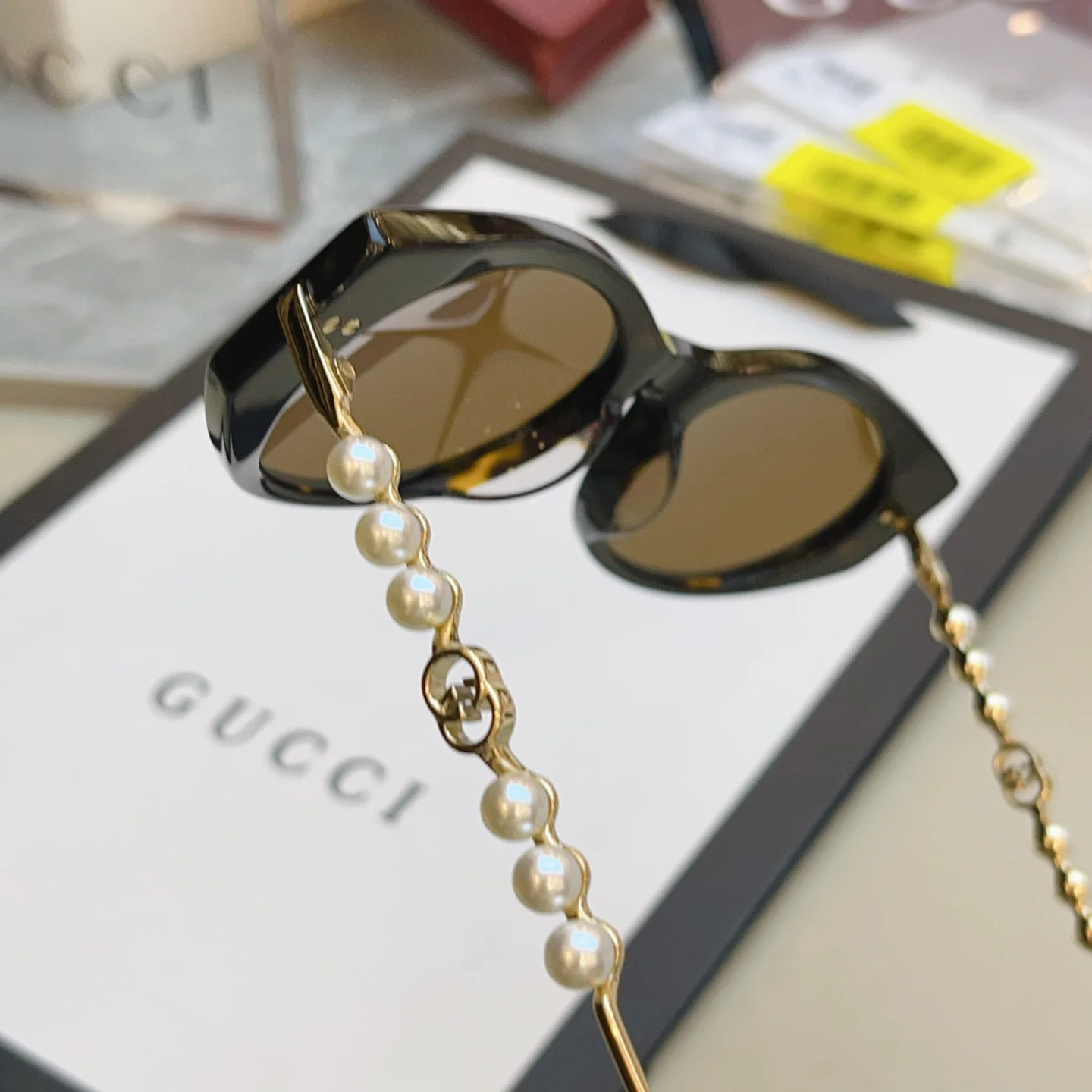 GUCCI Sunglasses A2510070600 - Image 6