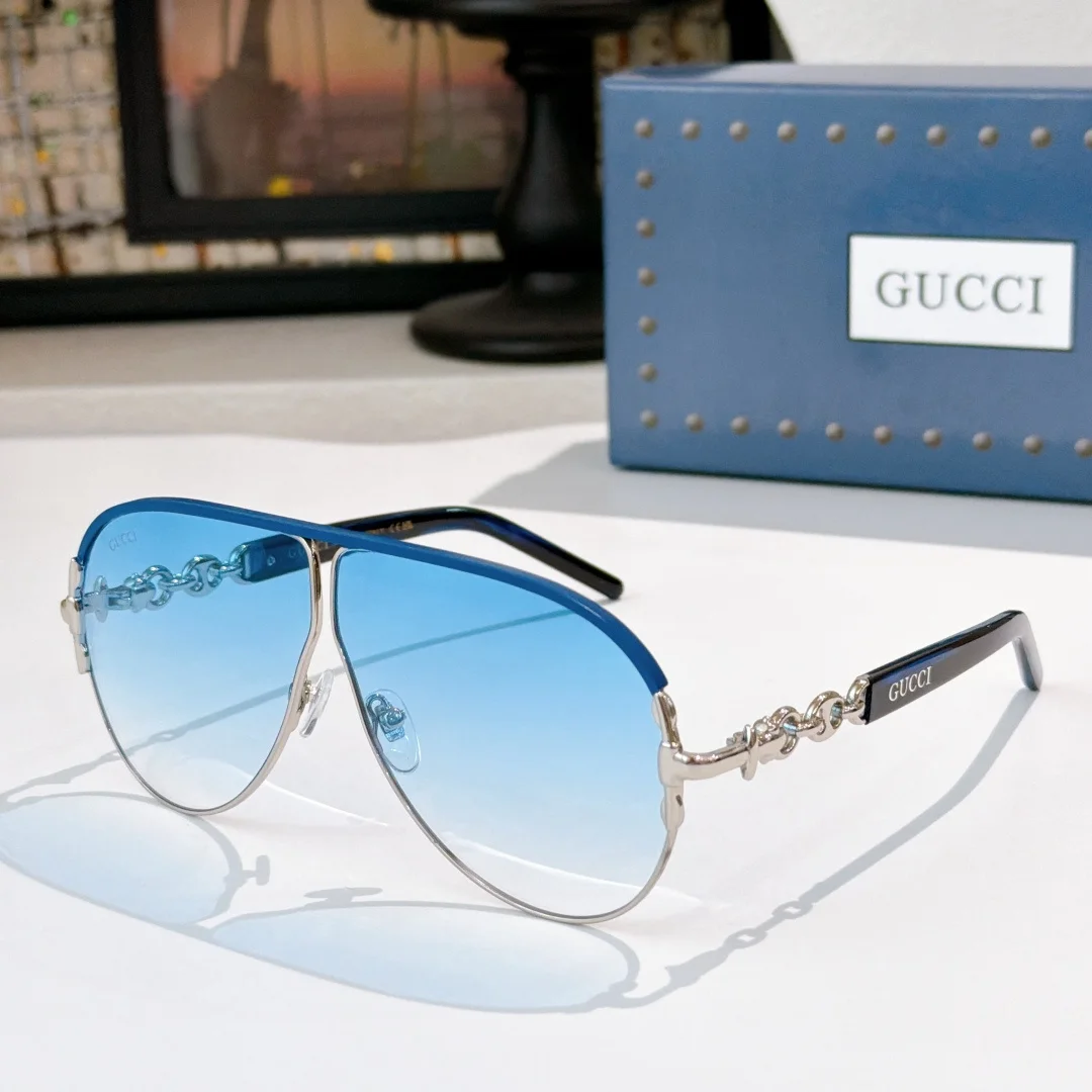 GUCCI Sunglasses A3510070569 - Image 3