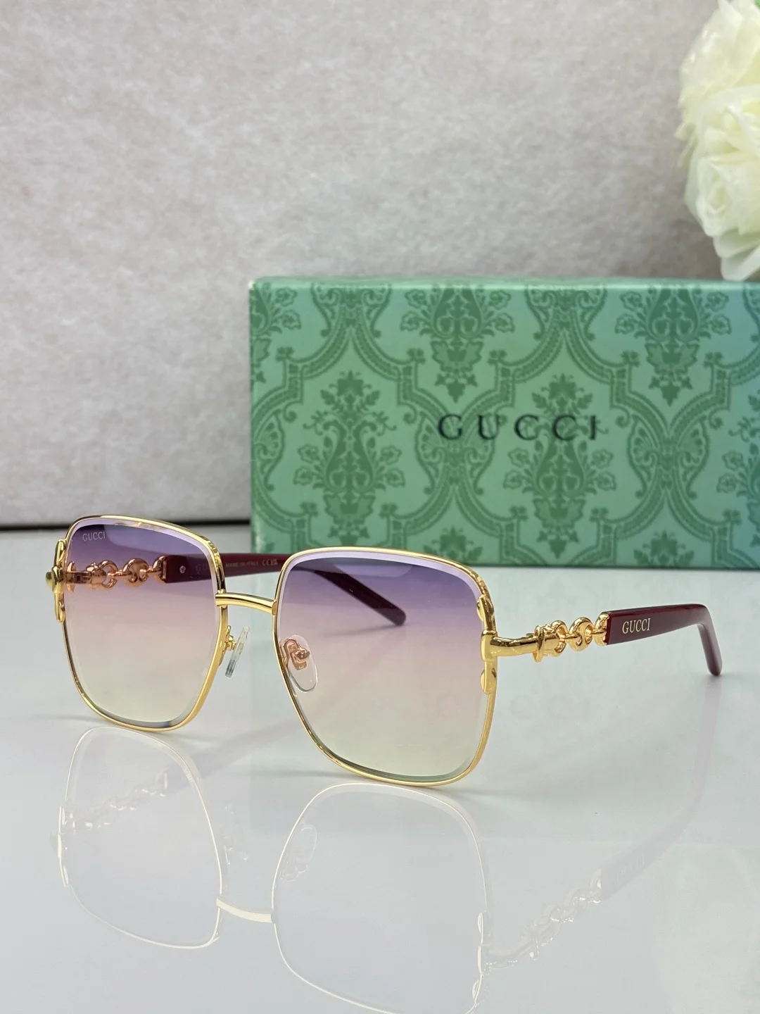 GUCCI Sunglasses A3510070597