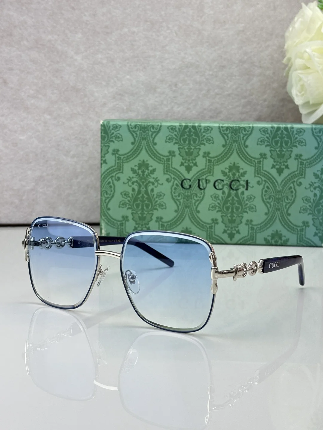 GUCCI Sunglasses A3510070597 - Image 2