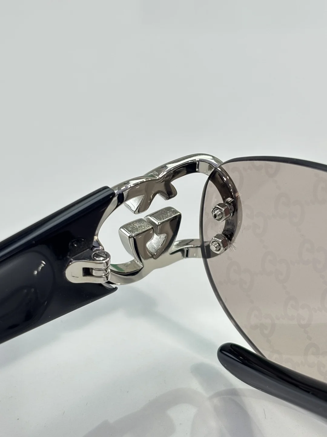 GUCCI Sunglasses A3510071375 - Image 8