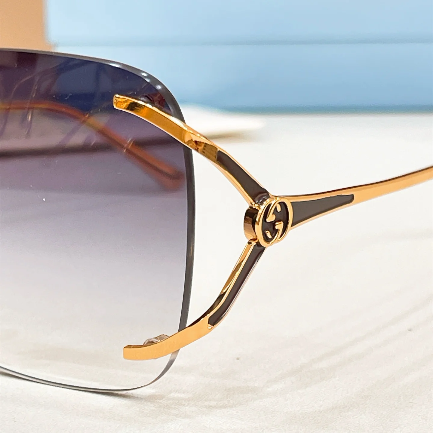 GUCCI Sunglasses A3510071381 - Image 7