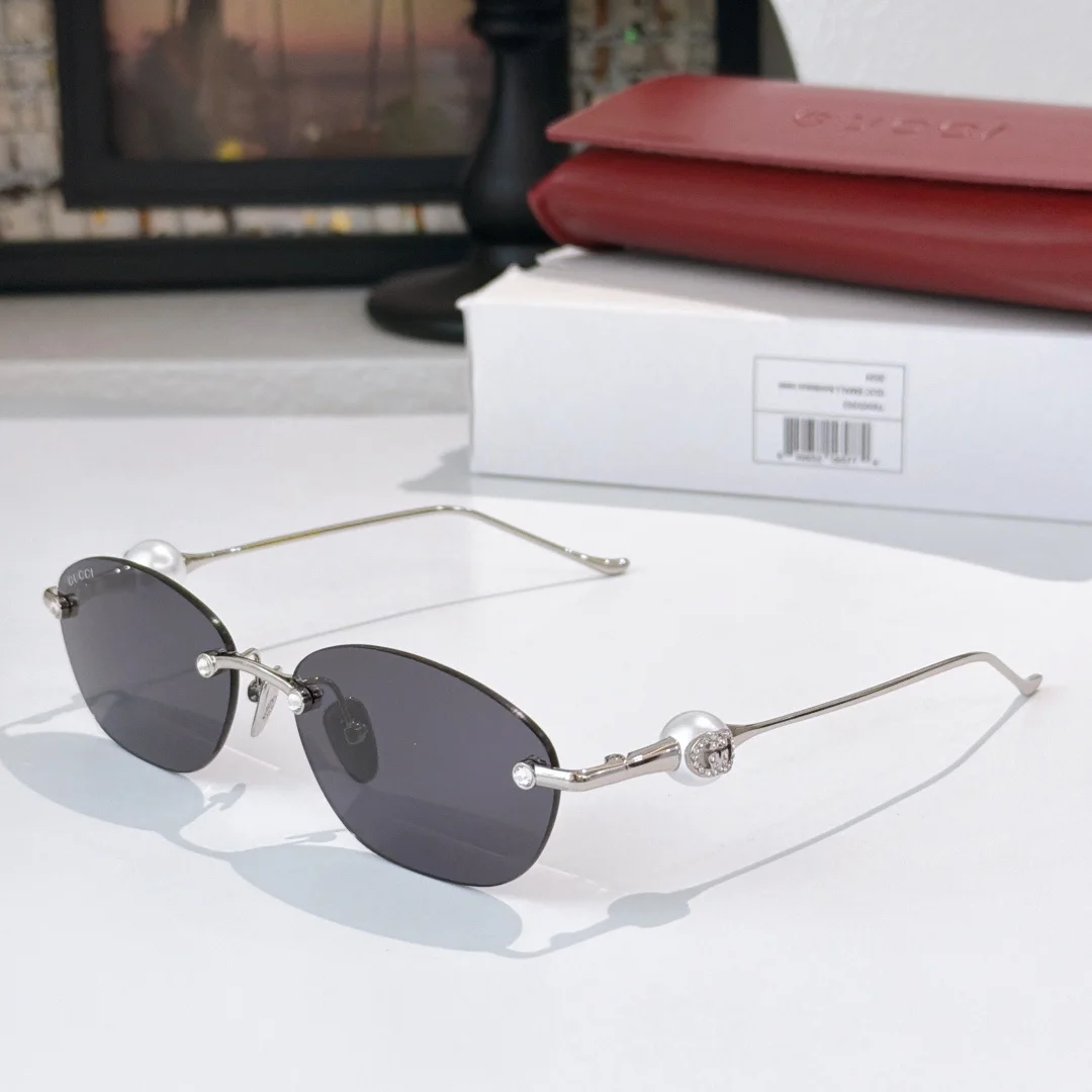 GUCCI Sunglasses A3510072290