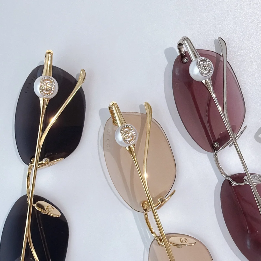 GUCCI Sunglasses A3510072290 - Image 8