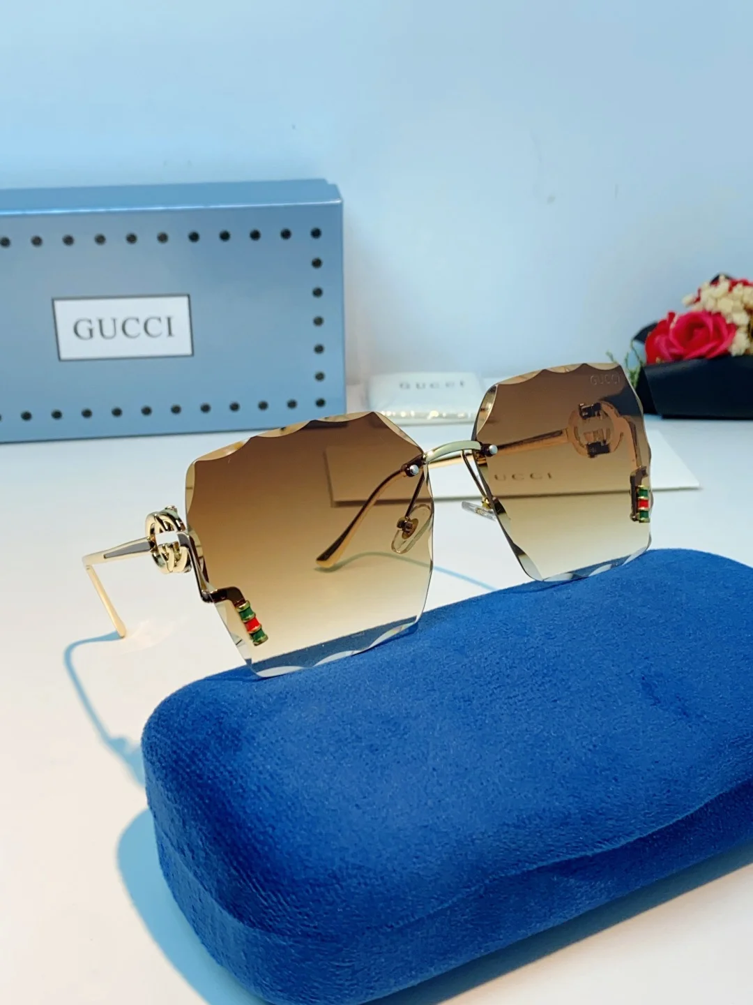 GUCCI Sunglasses G010071857 - Image 2
