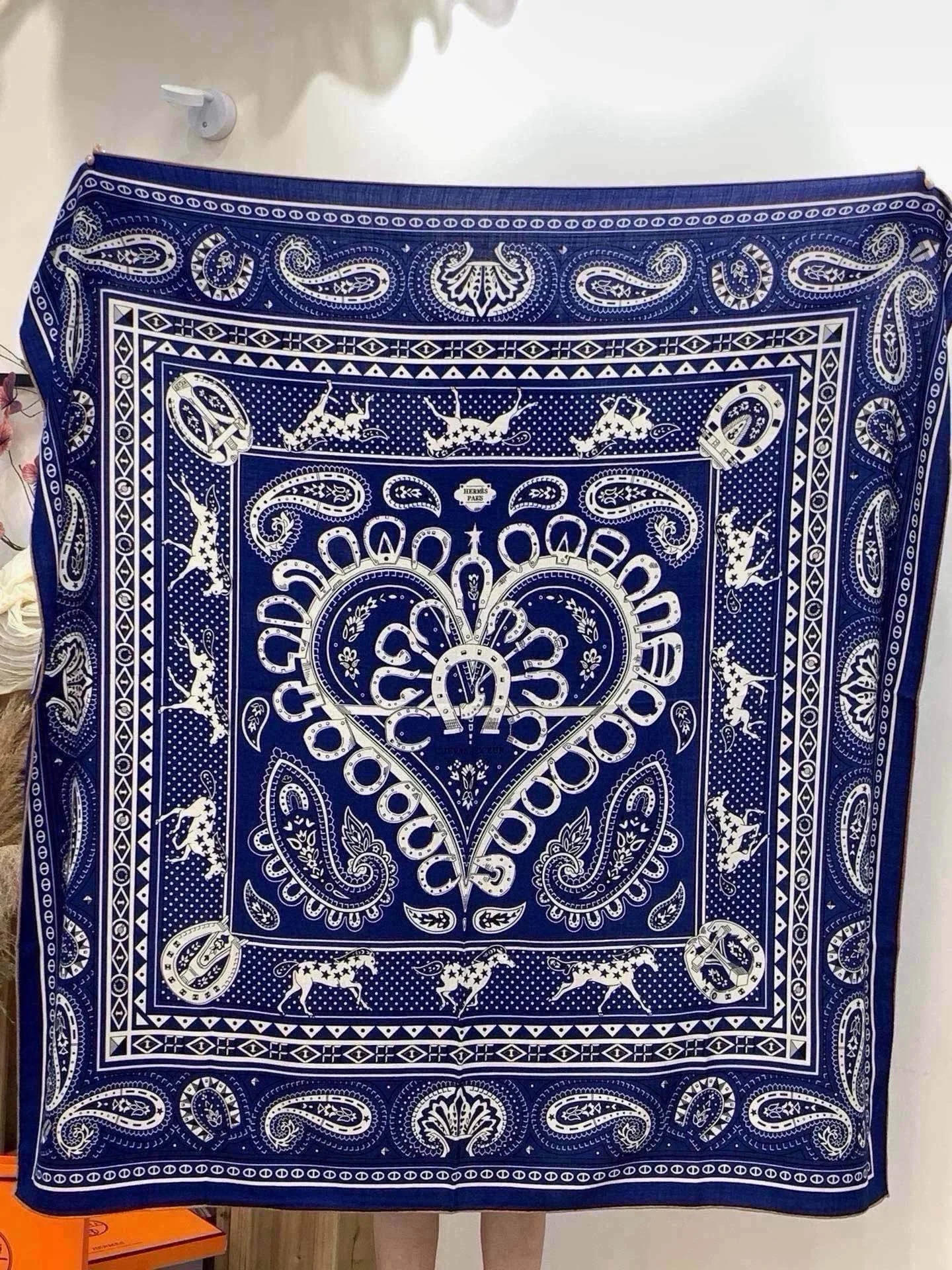 HERMES Scarves Cashmere Silk Blue-White 140CM_140CM B0510072961 - Image 8