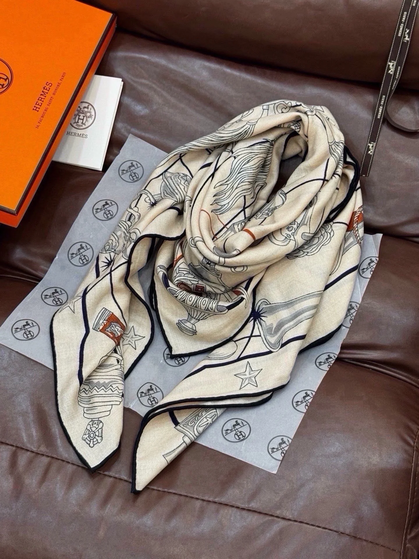 HERMES Scarves Silk & Cashmere Beige-Black 140X140CM B0510072168 - Image 8