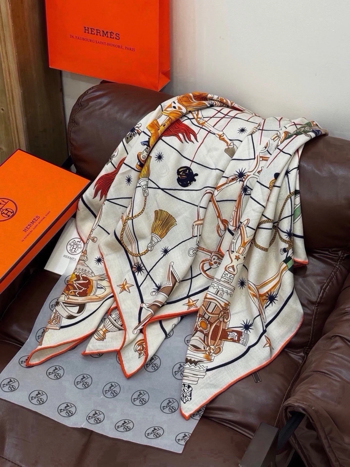 HERMES Scarves Silk Cashmere Cream-Brown 140X140 CM B0510072167 - Image 7