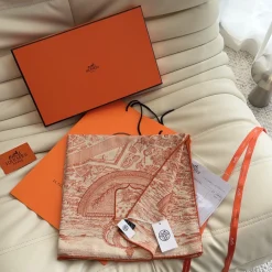 Alternative view of HERMES Scarves Silk Cashmere Orange-Beige 140x140 B1510070110