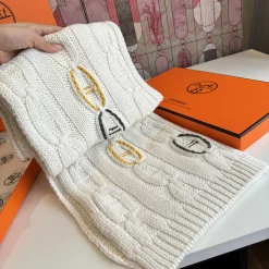 Alternative view of HERMES Scarves Wool Cream-Green A6510070796