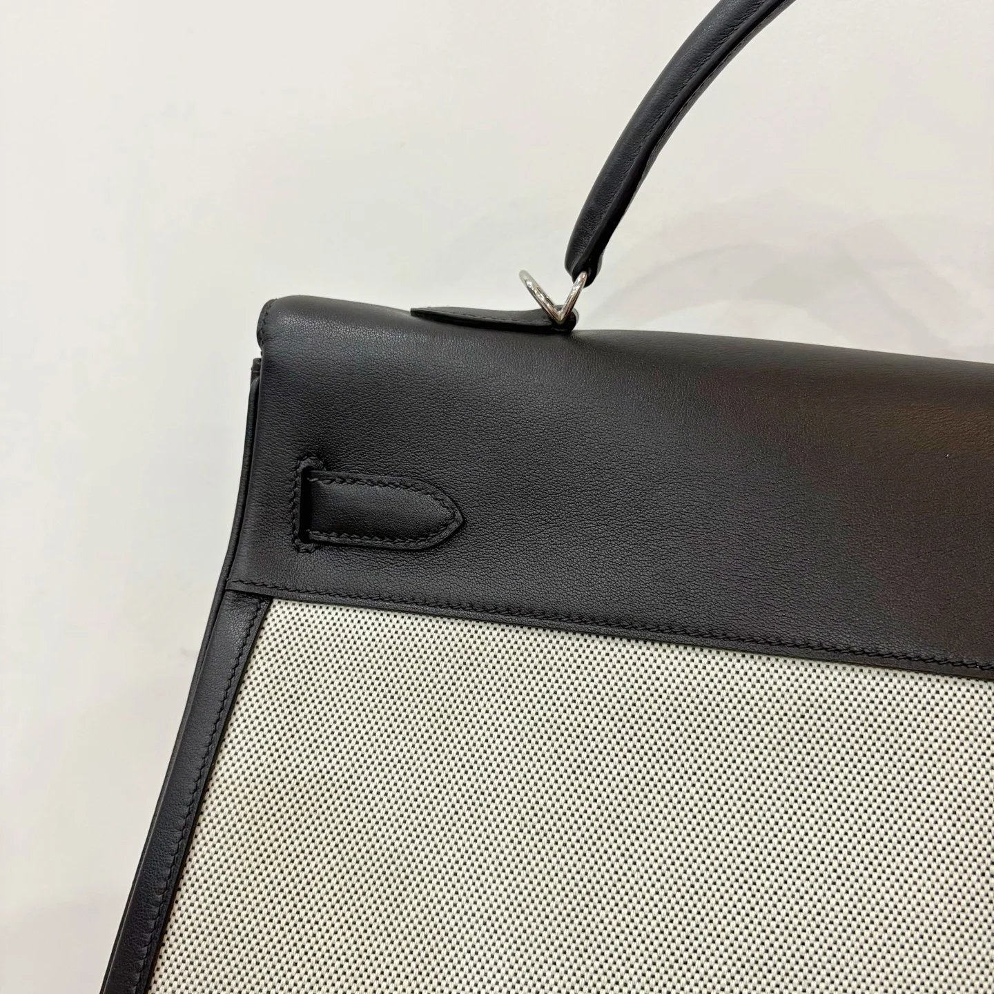 HERMES Top Handle Bags Black-White A85010062382 - Image 8